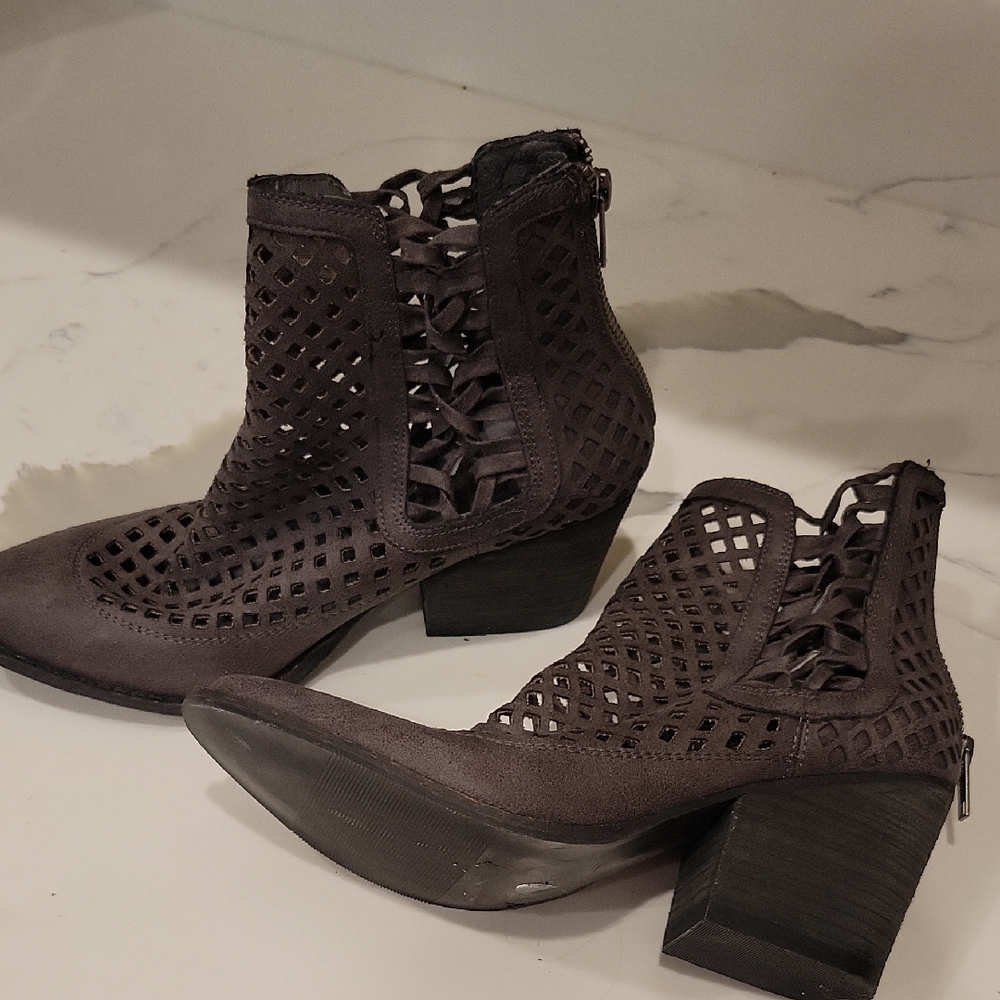 Women's Brown Ankle Boots New Size 7